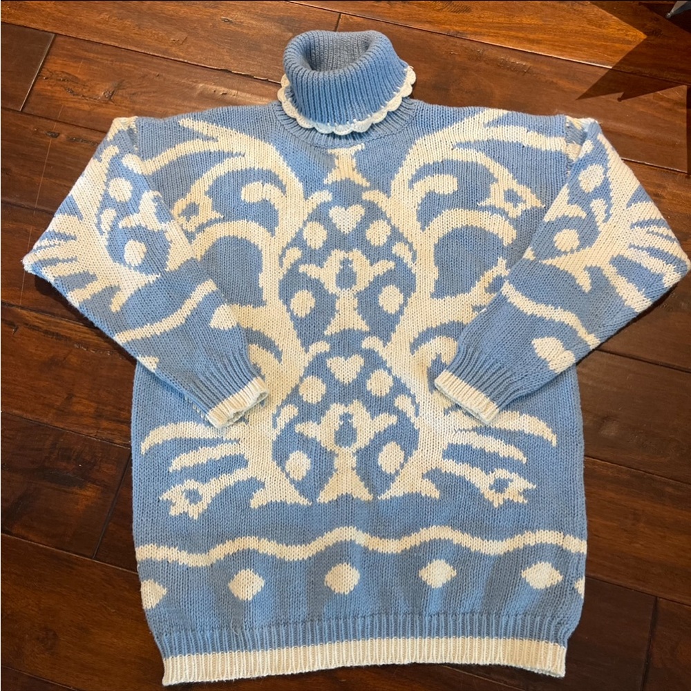 JL Plum cowlneck sweater L